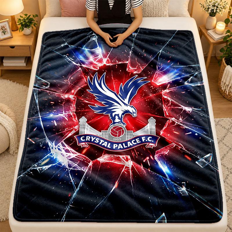 Flannel BlanketCrystal Palace Football Warm Soft Throw Blanket for Indoor Sofa Bed Living Room Use