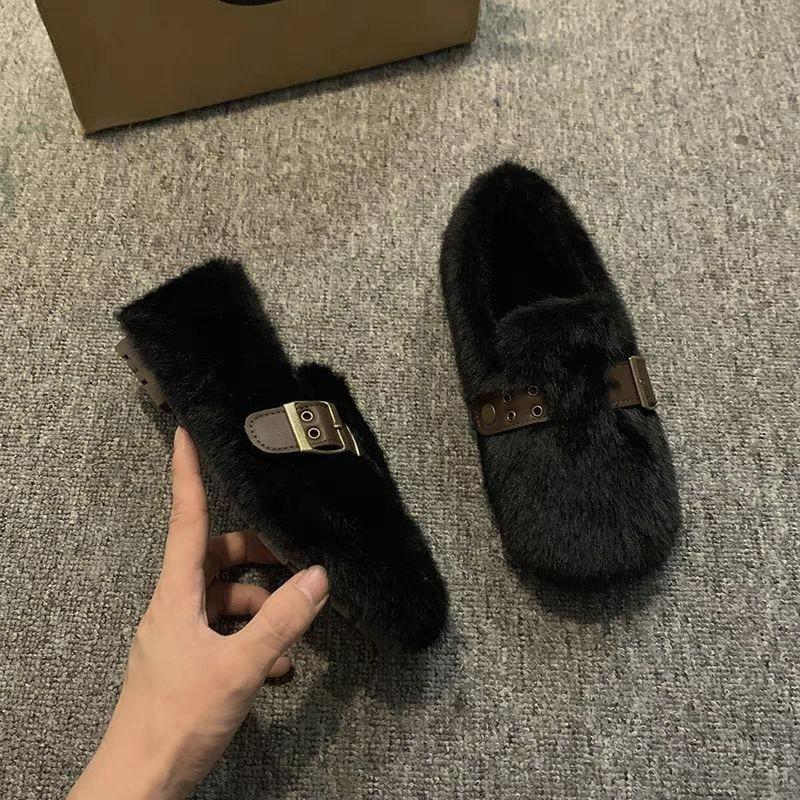 New Warm and Thickened Cotton Shoes for Women, Versatile and Suitable for Home Use with Fleece