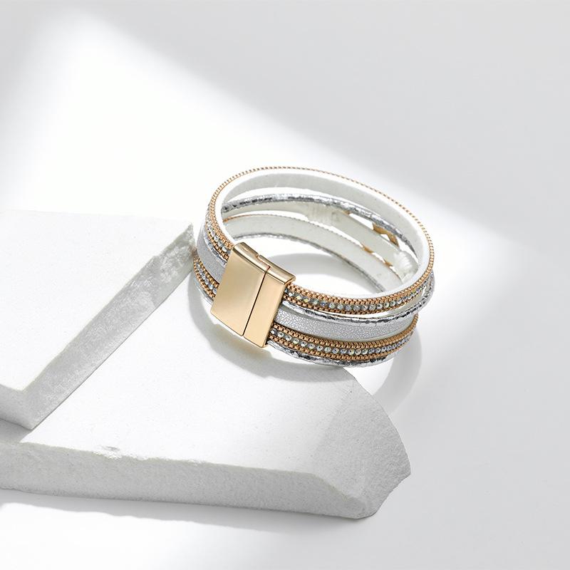 Bohem Kalp Aksesuarları Çok Katmanlı Deri Kadın Bilekliği Klasik Mıknatıslı Tokalı Bilezik