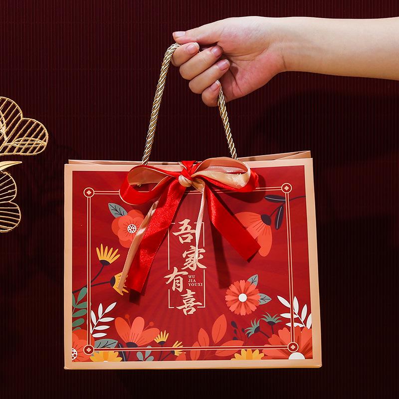 Creative Wedding Candy Favor Boxes & Gift Bags