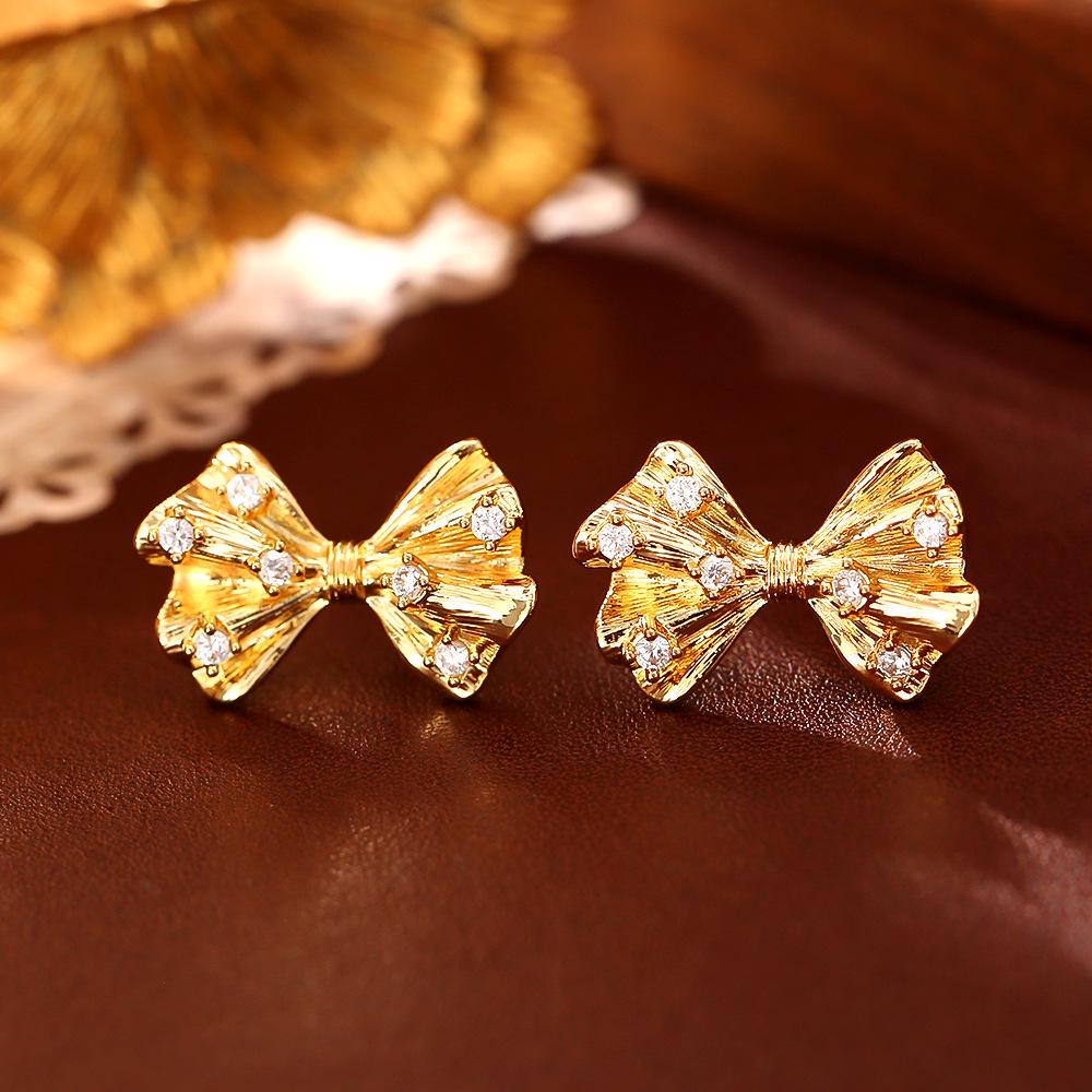 High-End Exquisite Zircon Bow Stud Earrings - Versatile and Popular Women's Fashion Jewelry