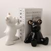Creative Plating Bear Bookend Desktop Display Cartoon Animal Ceramic Bear Bookend Sculpture Crafts Entrance Ornaments Decoration