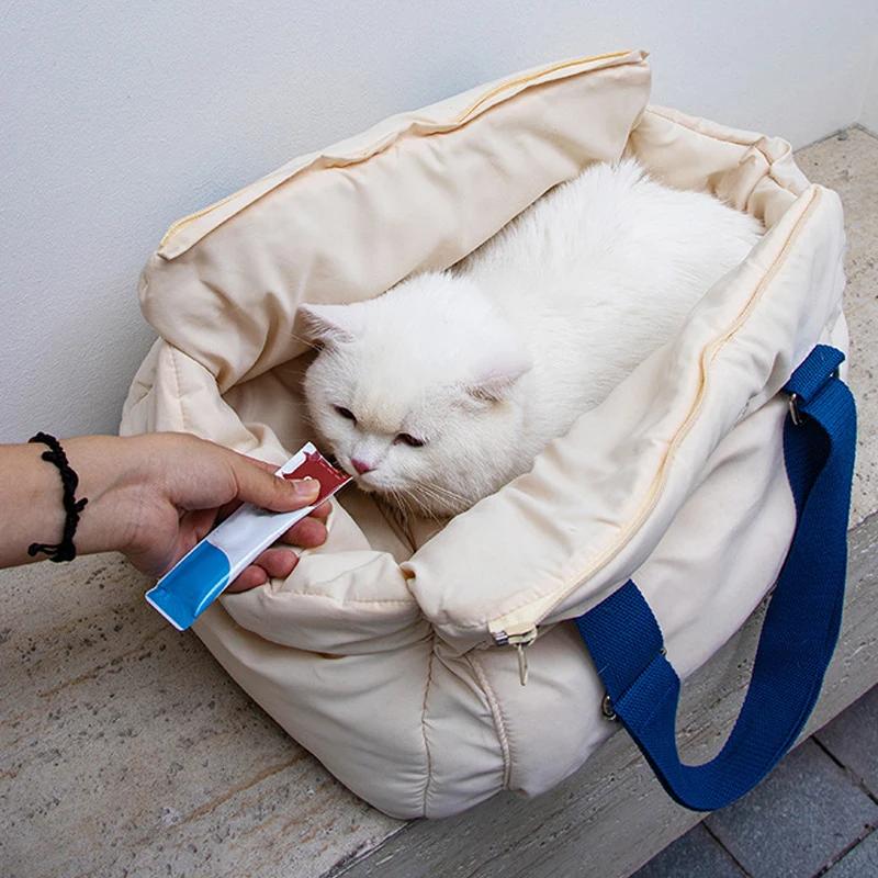 Warm Pet Bag Loose And Thick Comfortable Easy To Clean Pet Travel Bag Cat Supplies Suitable for Small Dogs Shoulder Bag