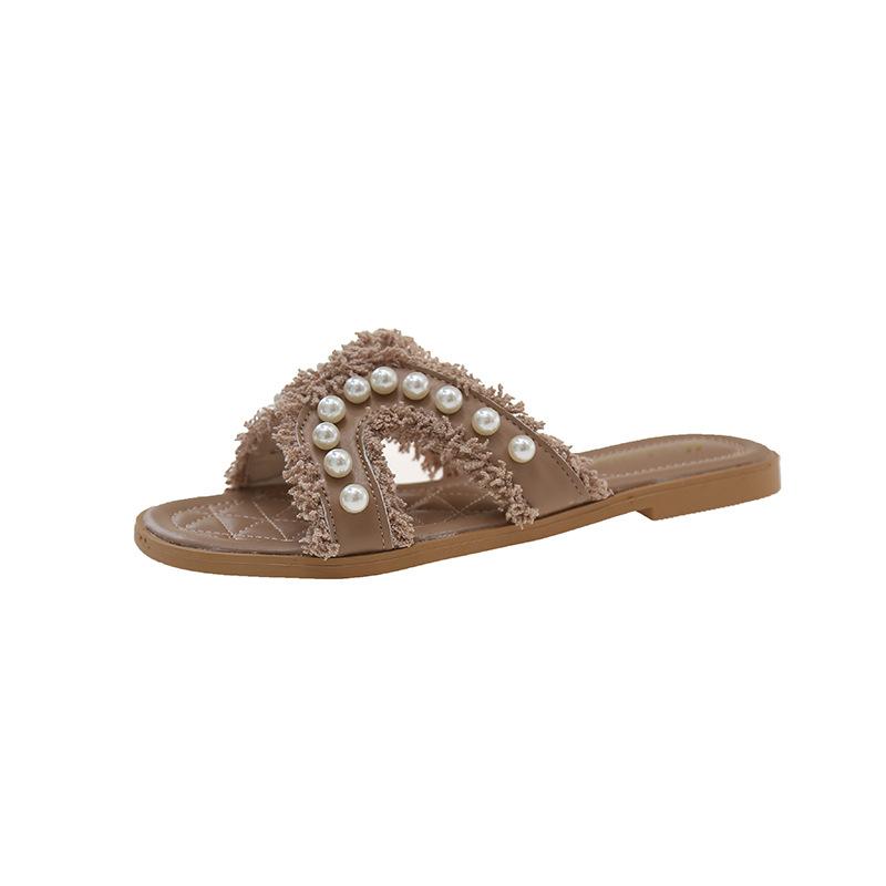 Xiaoxiangfeng Cool Slippers Women's 2025 Summer Korean Version New Outer Wear Fairy Style Lady Beaded Flat Heel Fashion Slippers