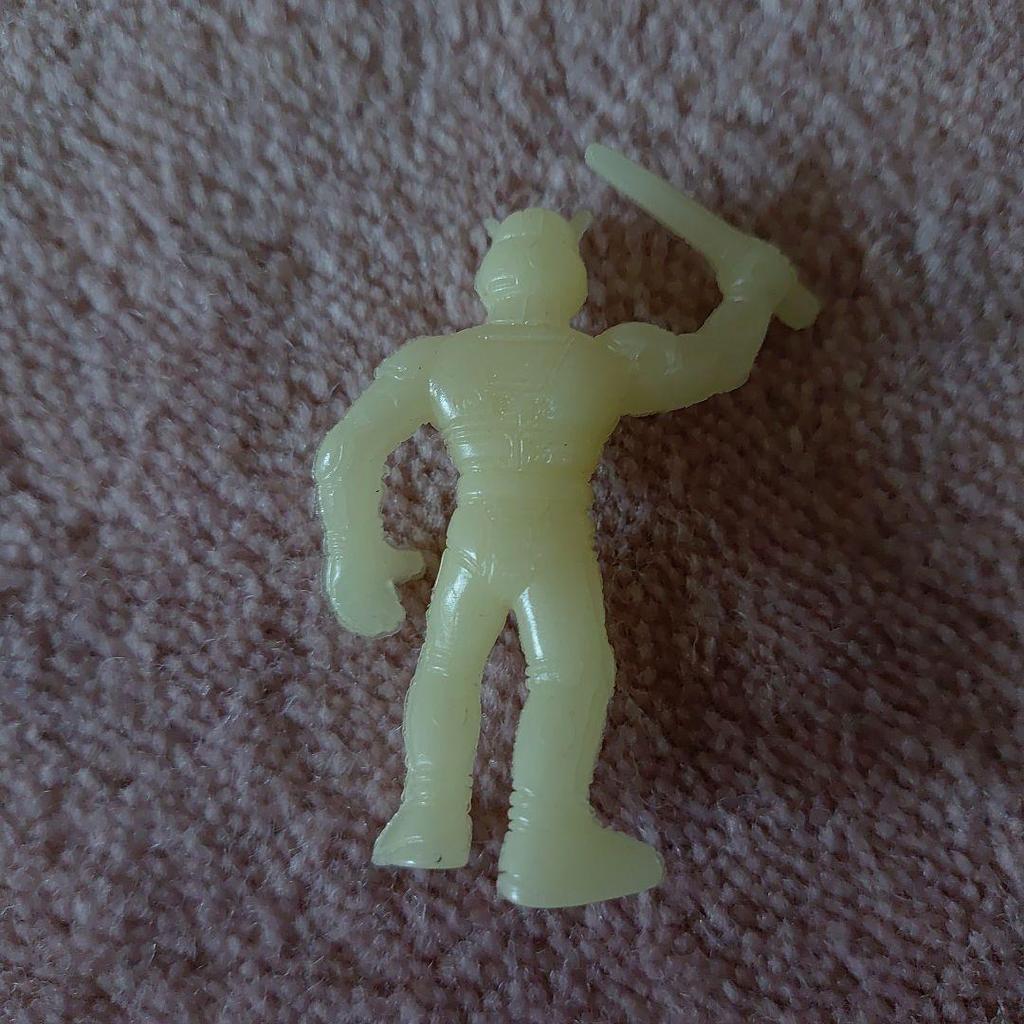 [USED] This Is a Bio Rider Eraser from Kamen Rider Black RX. It Came As a Bonus with Meiji Chocolate Snacks.