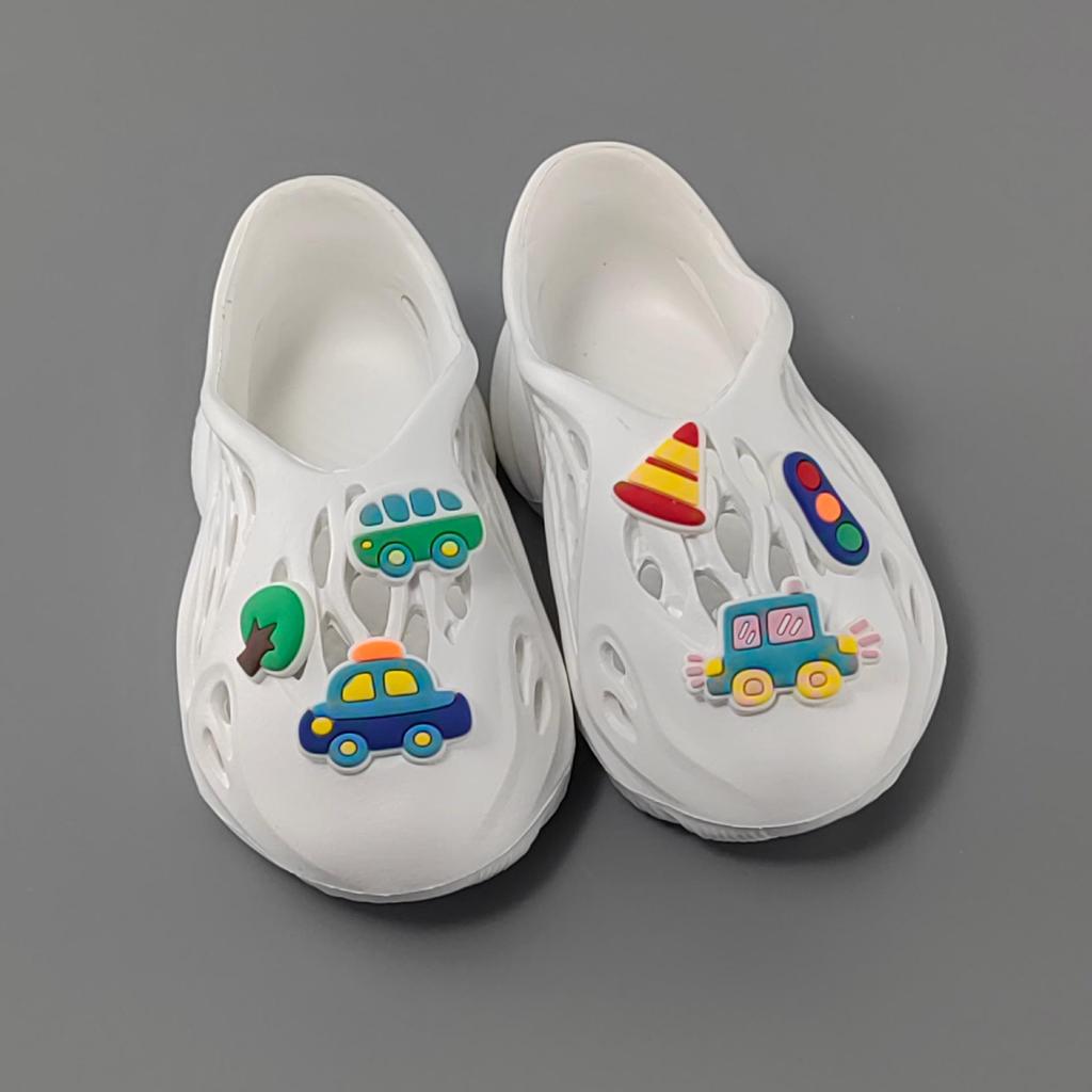 Coconut Clogs: Stylish, Comfortable Cartoon Beach Shoes for Men and Women