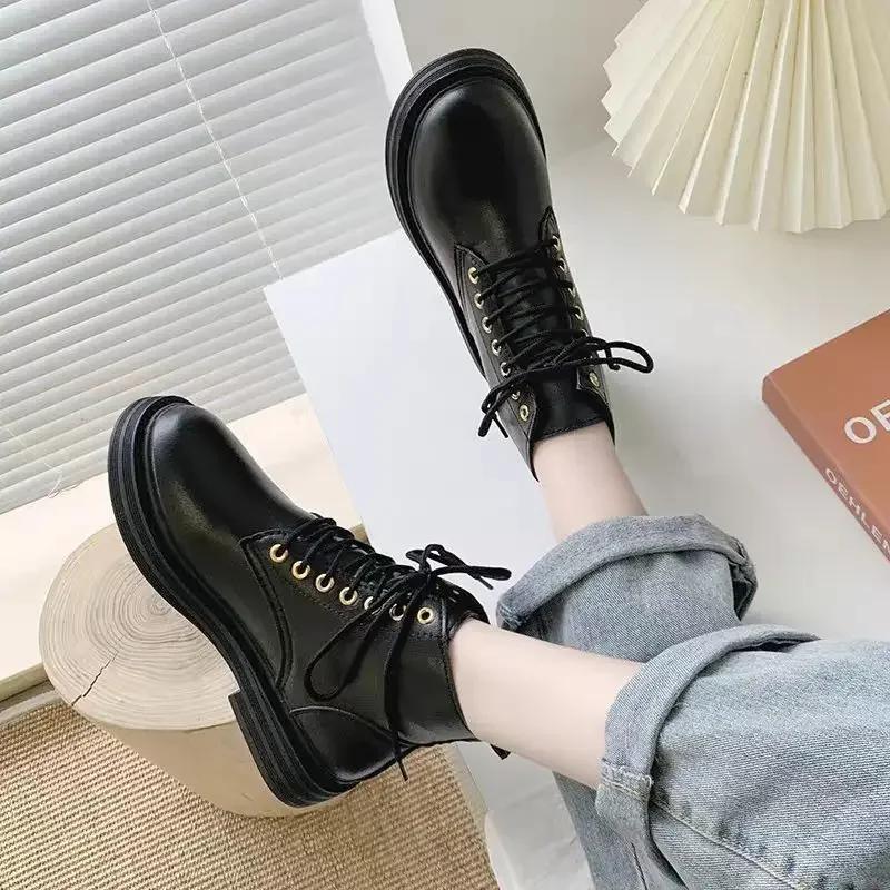 Fashion Booties Large Size Warm Flat Female Short Shoes Round Toe Boot Designer Luxury Fashion 2024 Chic and Elegant Women's Ankle Boots
