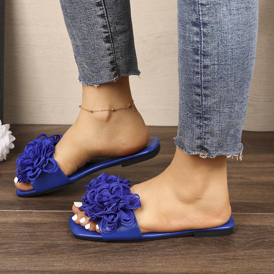 Ladies' Fashionable Casual Flat Sandals, Versatile Outdoor Wear, Flat Slippers for Wearing Outside