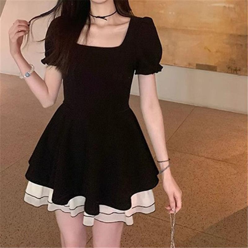 French Audrey Hepburn-Style Dress Square-Neck Waist-Cinching Little Black Dress Color-Block Paneled Skirt