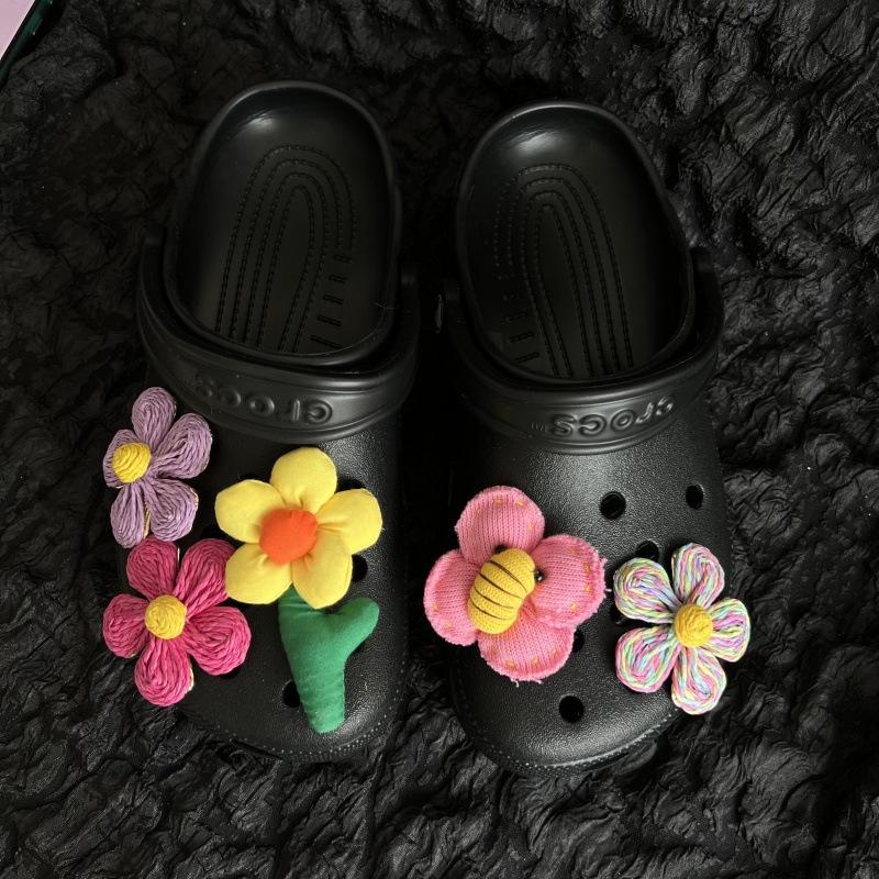 Fresh, Pink Flowers, Hole Shoe Accessories, Flower Shoe Buckle Accessories, Shoe Flowers, Diy, Detachable, Decorative Slipper Accessories