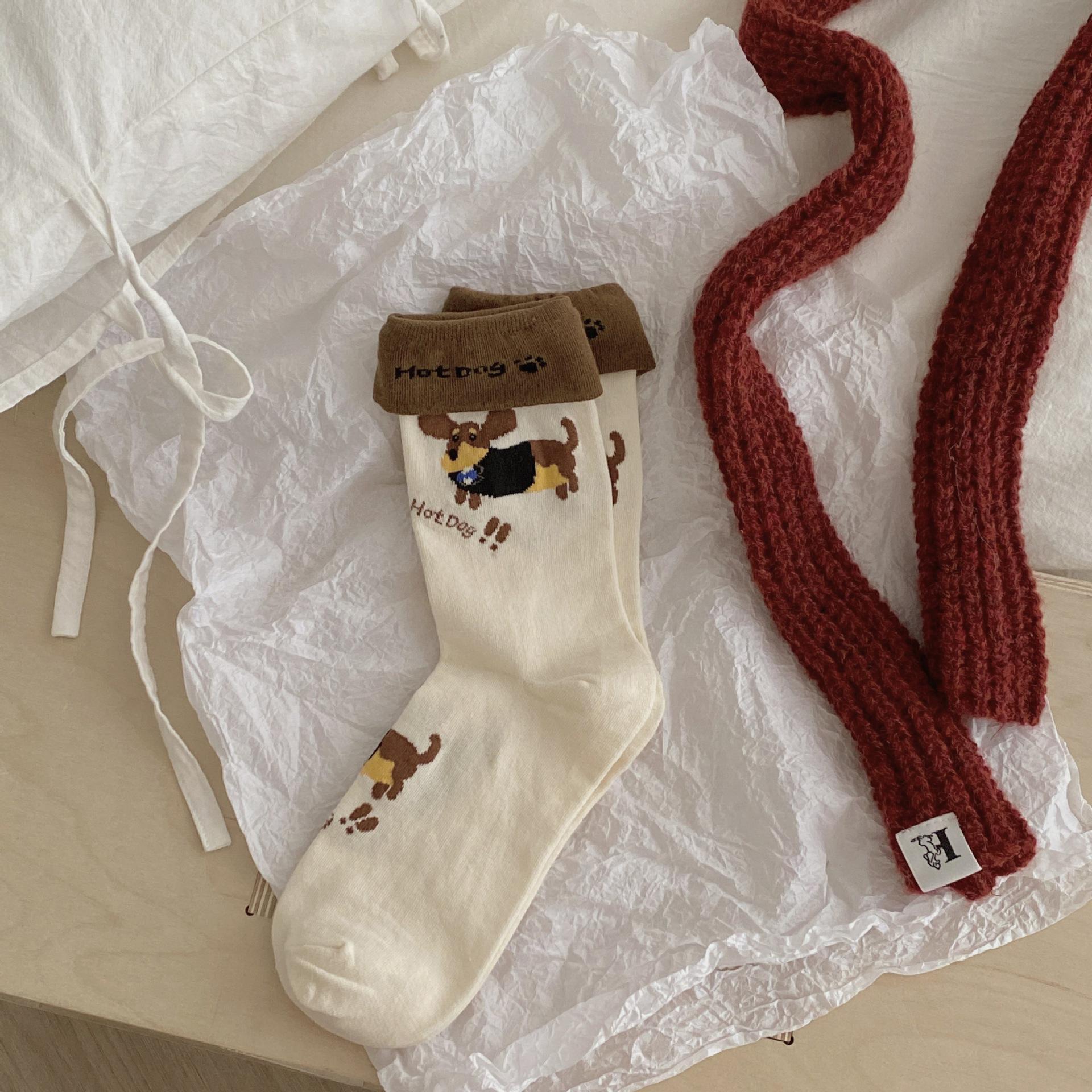 

Женские милые носки до середины икры с вышивкой таксы и букв - полосатые отвороты для осени/зимы One Size