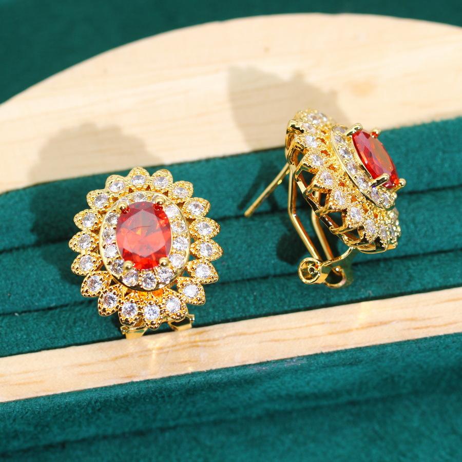 Europäisches und N-Stil Halskettenset Ornament Hochzeitsbankett Ornament Accessoires Leichte Luxus Schmuckset