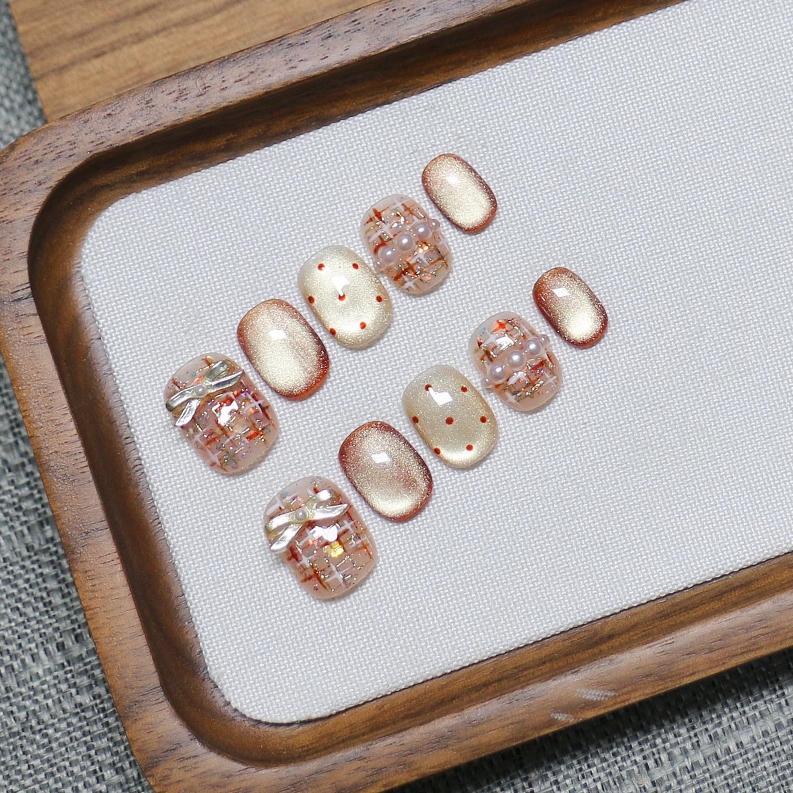 Handcrafted Pink Cat Eye Nail Art Stickers - Short, Fresh Style Extra Small