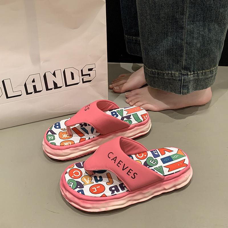 Cool-Slipper mit dicker Sohle für Damen Sommer 2025 neu Internet-Berühmtheiten super angesagt Nische Graffiti Strandsandalen Tritt-auf-Scheiße-Gefühl