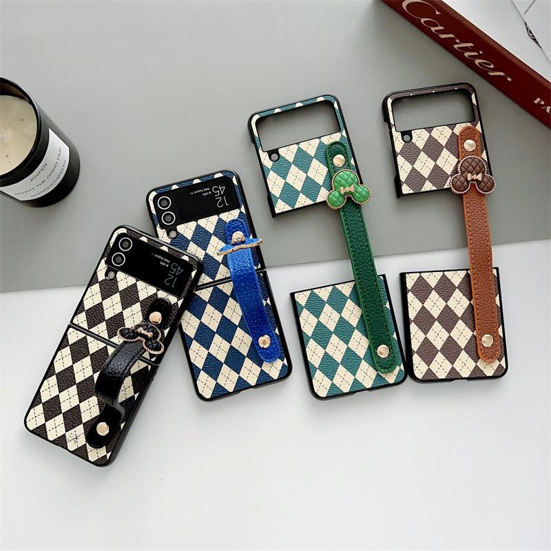 Niedliche Leder-Armband-Telefonhülle für Samsung Galaxy Z Flip 4 3 5 Abdeckung kariertes Muster Schutzhüllen für Flip5 Flip3 Flip4 5G