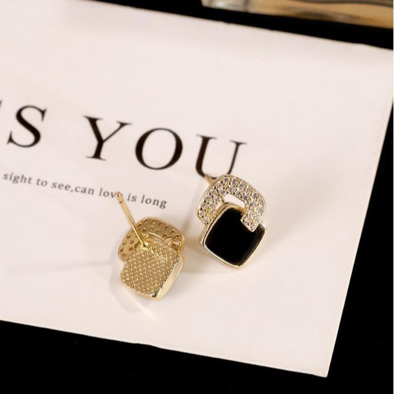 Doppelseitige schwarze Damen-High-End-, kompakte, leichte Luxus-Ohrringe mit Nischendesign und Ohrringen im Western-Stil