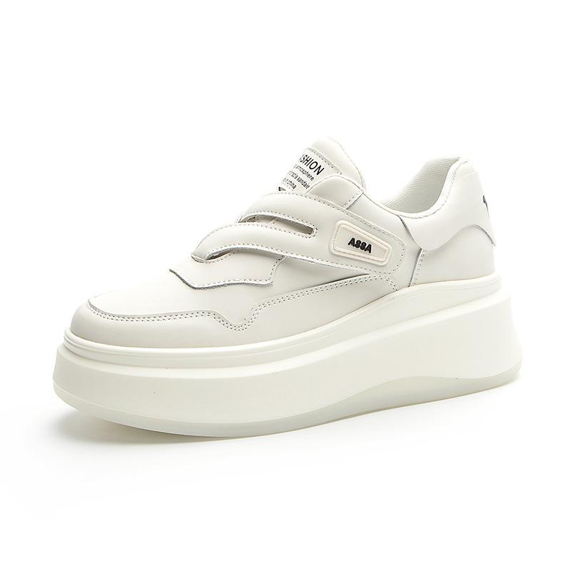 Suction Film Bottom Women's Thick Sole New Spring and Autumn Sports and Leisure Board Shoes Versatile Ins