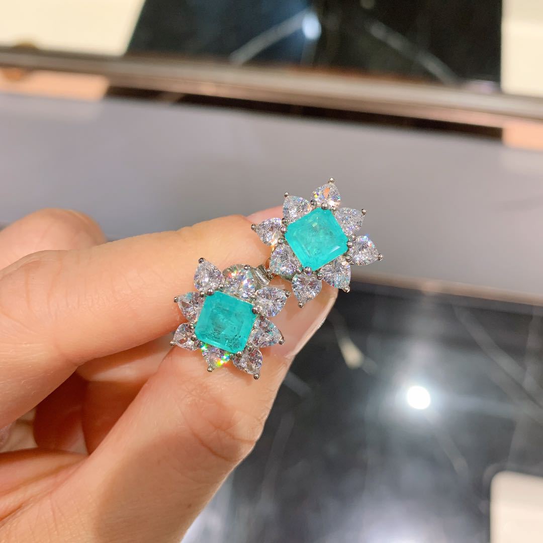 Ювелирные изделия Tide Color Treasure Симуляция Параиба Серьги-пусеты Главный камень 7 * 7 Ювелирные изделия