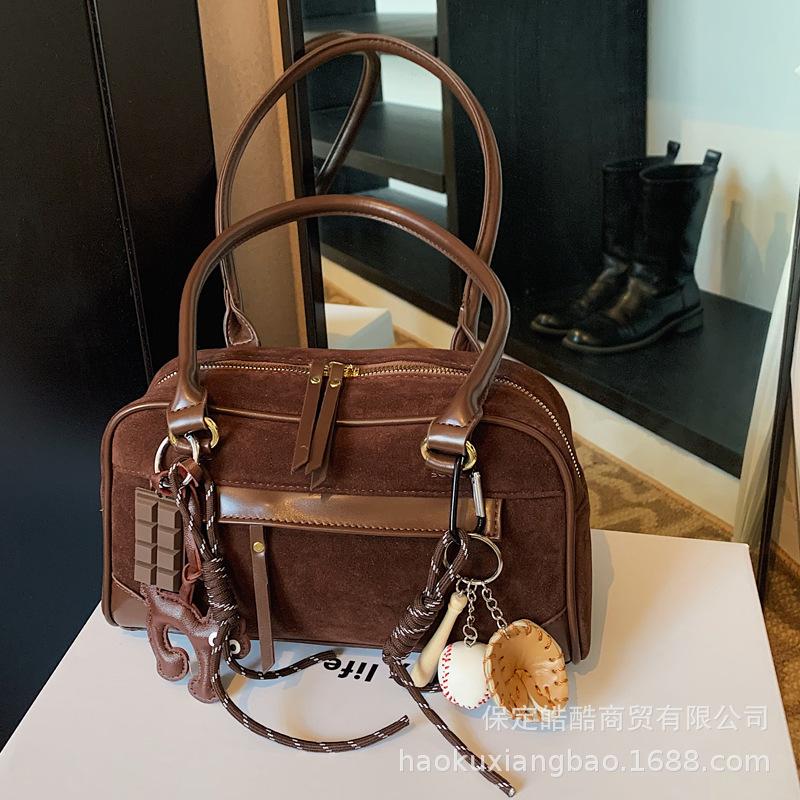 Retro Underarm Bag Women's Autumn and Winter 2025 New Trendy Korean Niche Portable Bowling Bag Large-capacity Commuter Bag