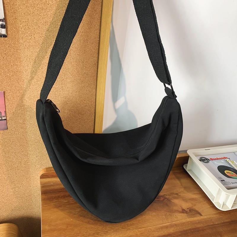 Premium Design Messenger Bag Nylon Cloth Anti-Splashing Large Capacity Dumpling Bag Casual Trendy Cool Shoulder Bag Women
