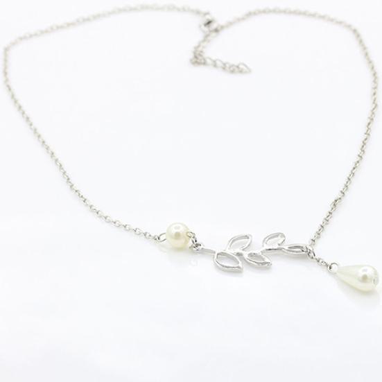 

Женское колье из искусственного жемчуга с полостями и листьями, короткое ожерелье с воротником-нагрудником