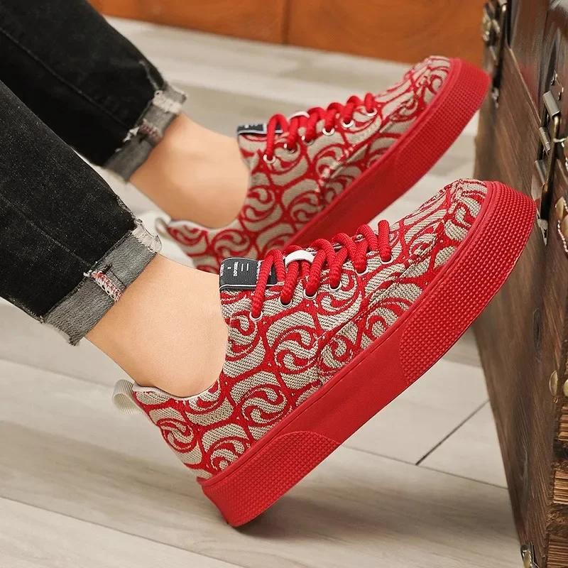 New Designer Mens Skateboard Shoes 2024 Trend Red Sneakers Men Lightweight Platform Men's Vulcanized Shoes Tennis Shoes For Men