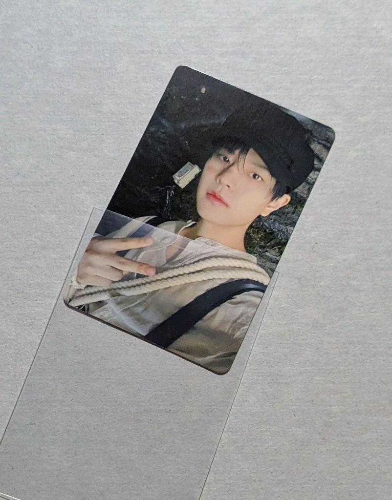 [USED] StrayKids GIANT FC Edition Bonus Solo Trading Card Seungmin Stray Kids