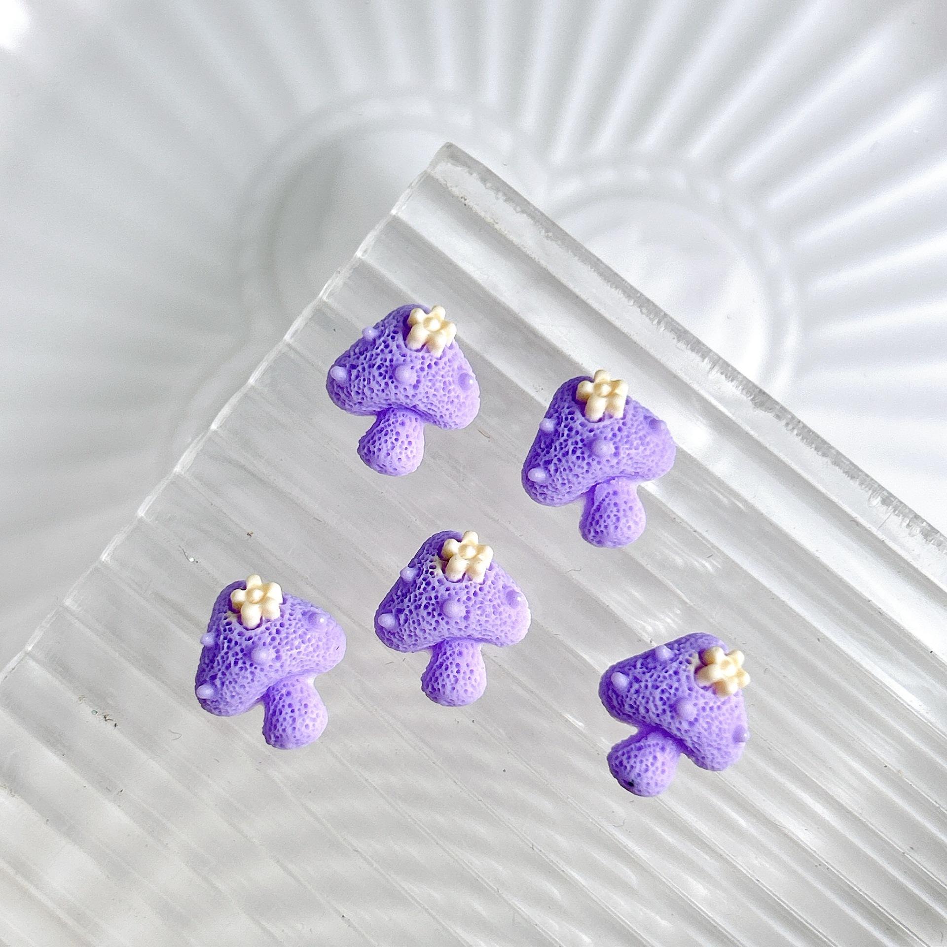 

Hot Selling New Macaron Luminous Mushroom Resin Small Flower Nail Art Accessories 3D Hair Clip DIY Material Decorations фіолетовий