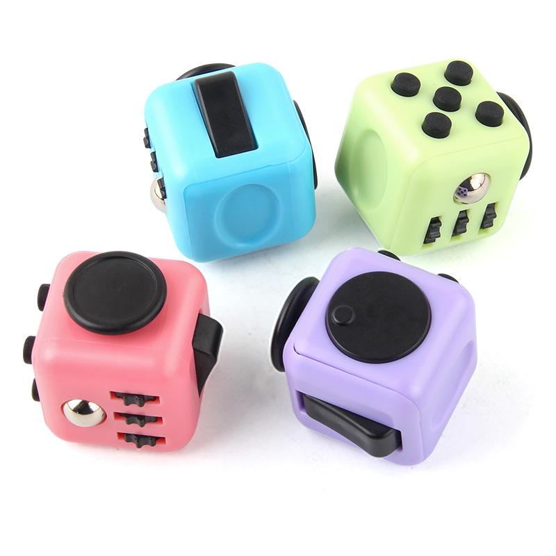 Novel Toys Vent Decompression Rubik'S Cube, Macaron Decompression Dice, Finger Rubik'S Cube, Source Factory