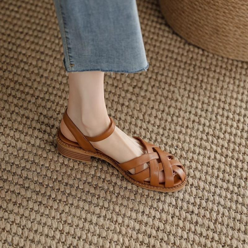2026 New Retro Style Summer Women Sandals Fashion Elegant Weave Cover Toe Shoes Ladies Comfort Low Heel Beach Vacation Sandalias