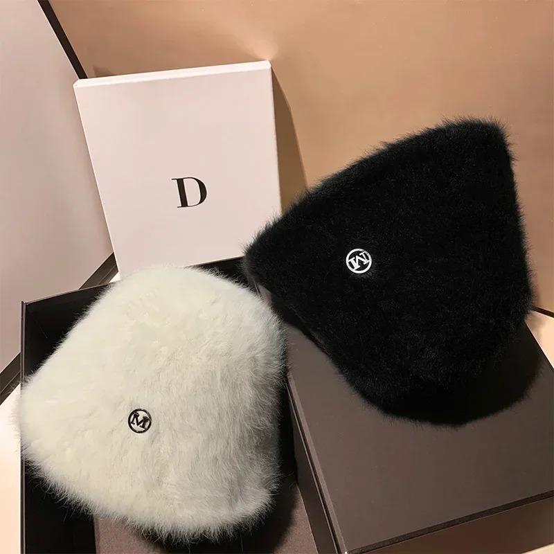 Luxury Warm Plush Rabbit Fur Winter Hat Designer M Bucket Hat Woman Lady Fashion Bob Hat Retro Fluffy Angola Female Hat Panama