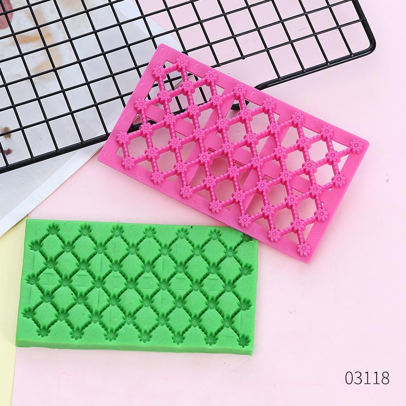 DIY Eight-Petal Flower Fondant Cutting Mold for Sugar Art