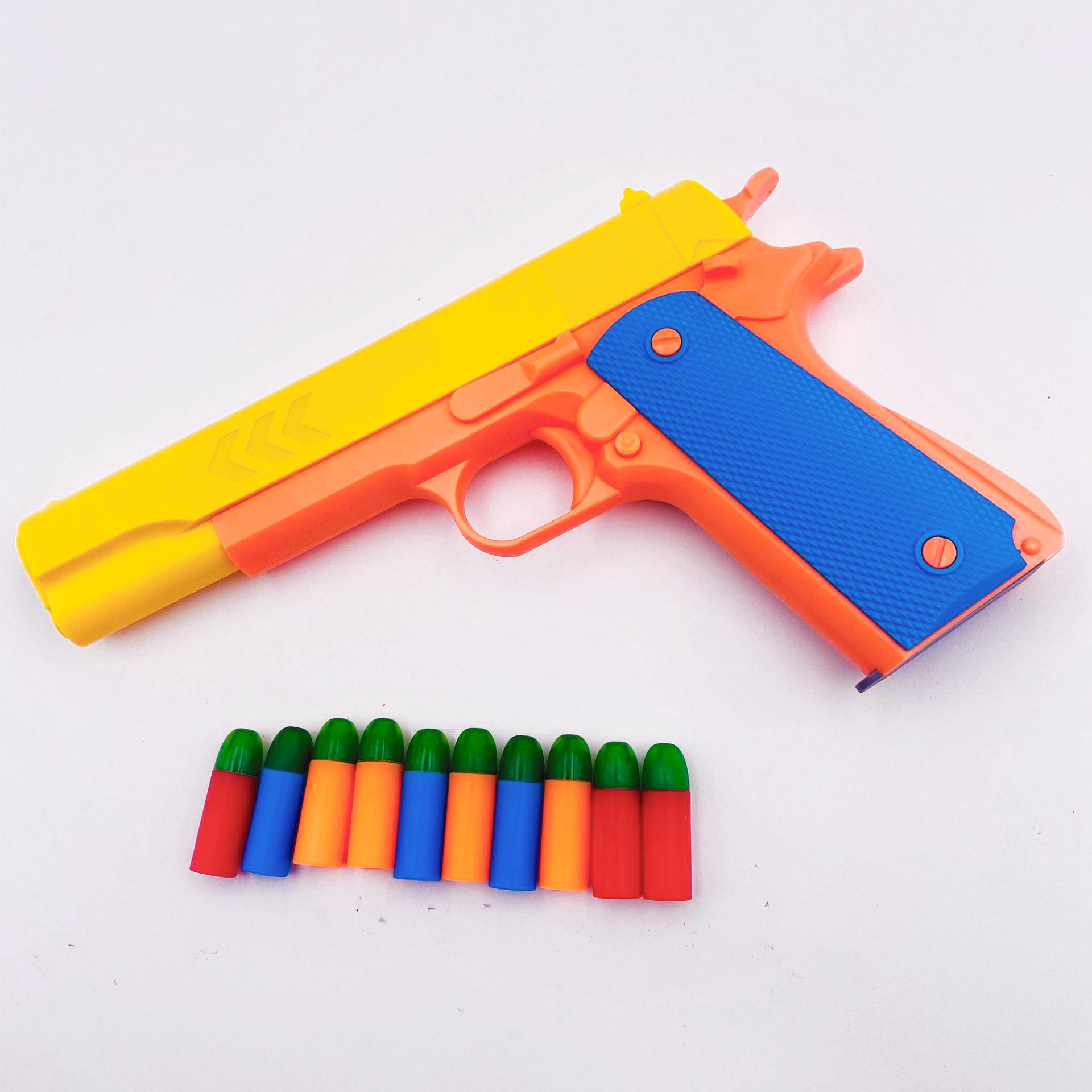 

Игрушечный пистолет-пуля из губки