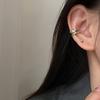 Retro Old Crown Ear Clips Female Without Ear Holes High-level Sense of The Niche Ear Bone Clips Light Luxury Fashion Tide Earrings Studs Daily Wear
