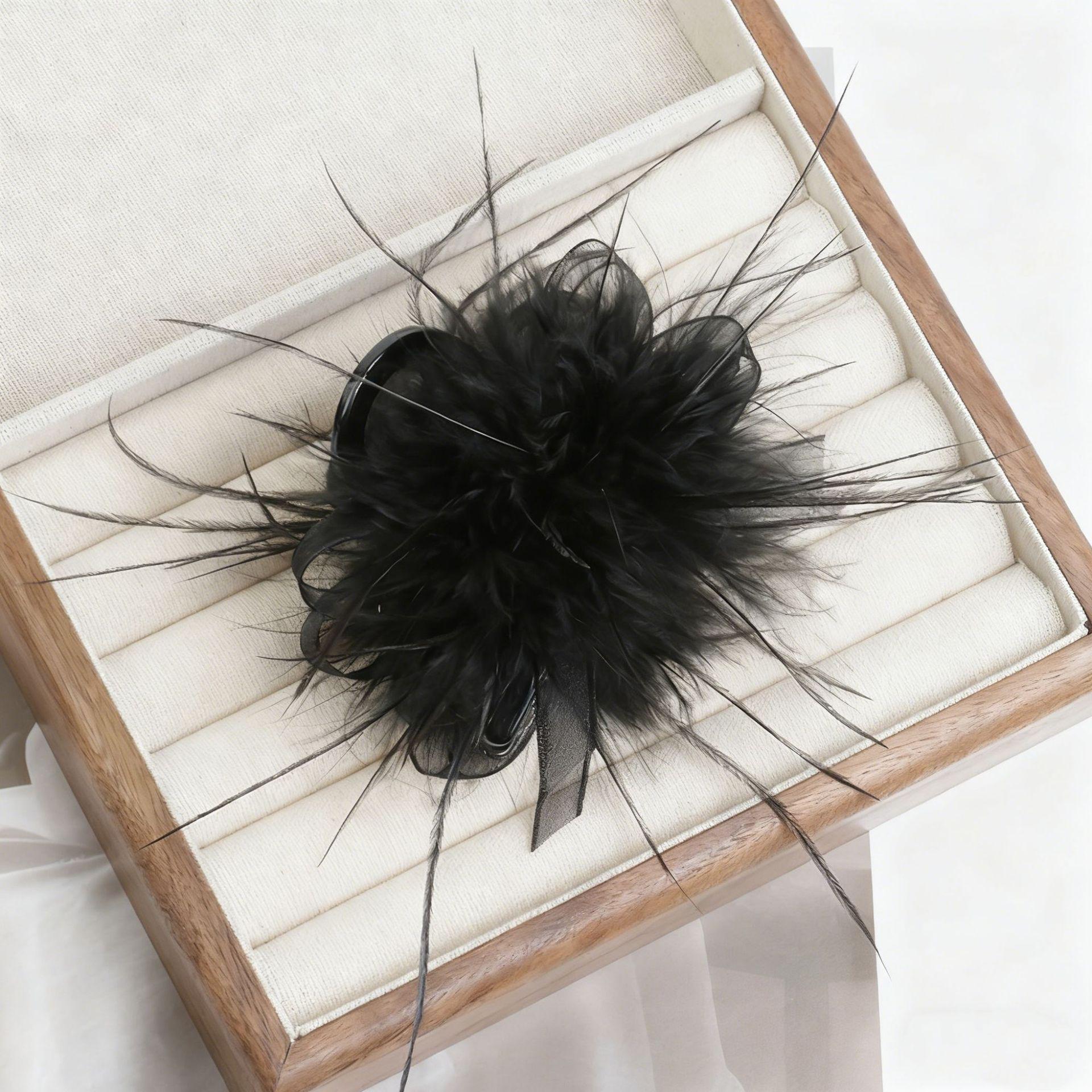 Extra Long Ostrich Feather Claw Clip: Fluffy Bow Hair Accessory