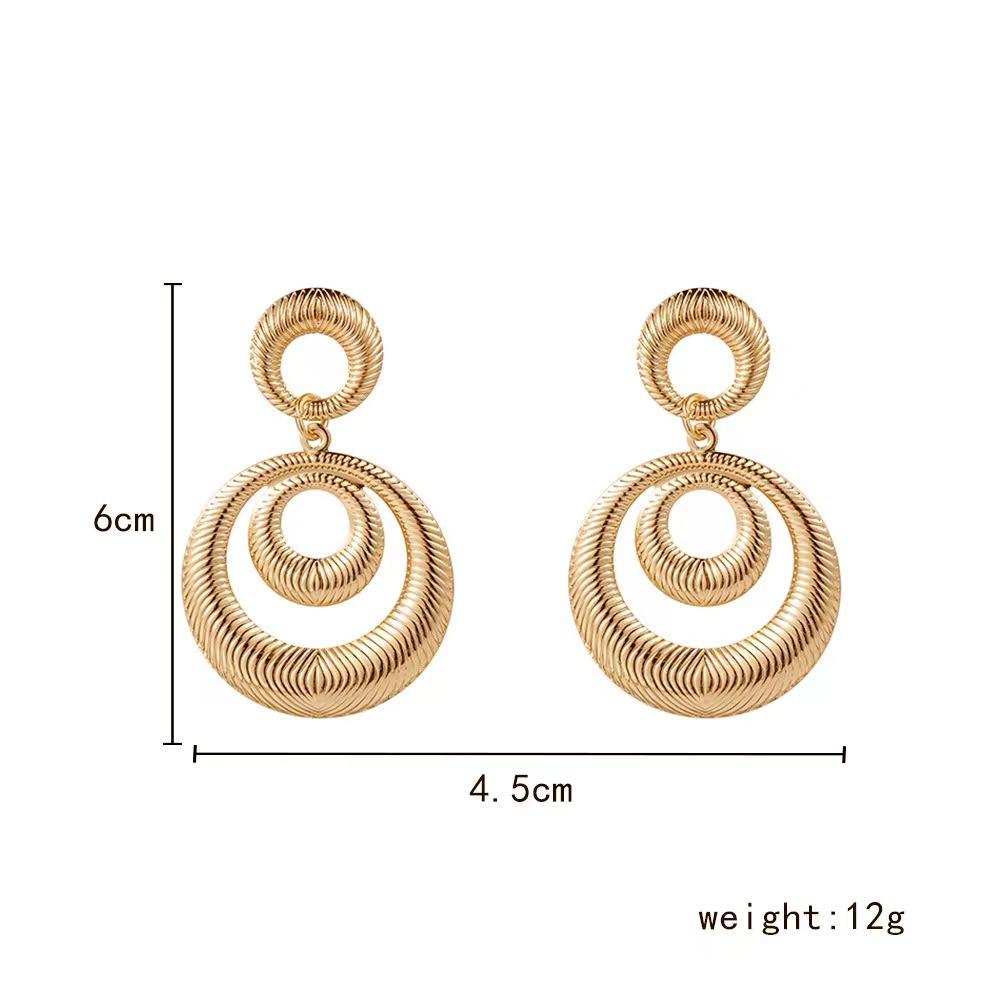 Hollow Circle Metal Earrings Personality Exaggerated Geometric Circle Earrings INS Wind Earrings Women