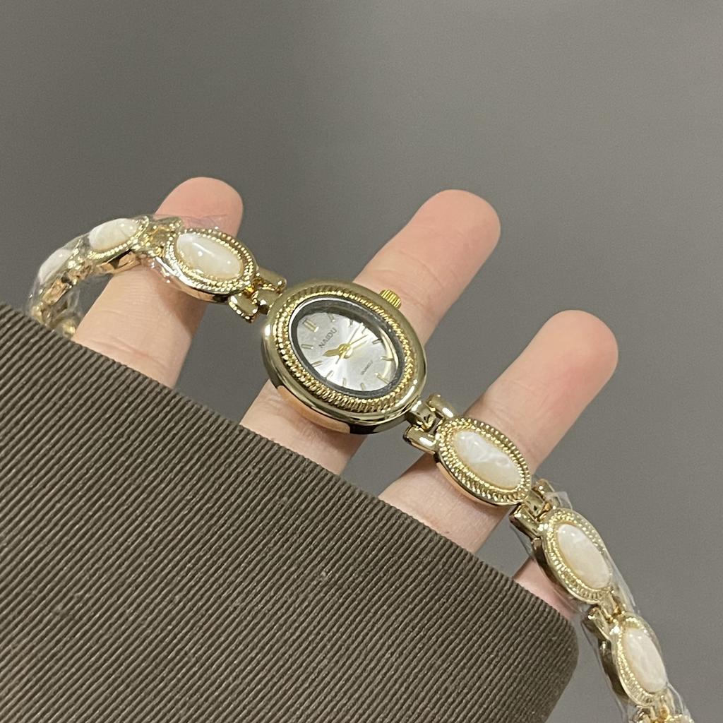 Oval Small Dial Watch Female Niche High-Value Retro Court Style Bracelet Quartz Watch