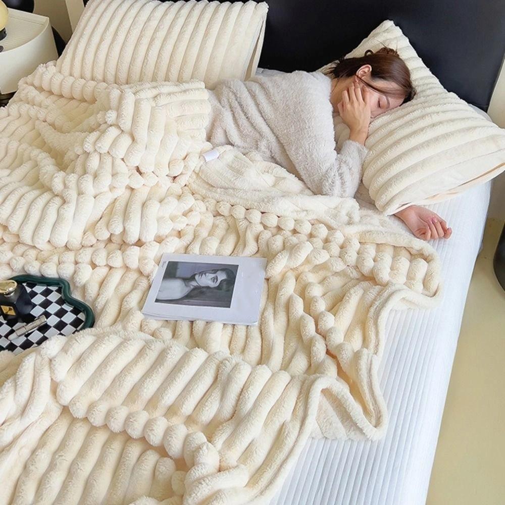Durable Solid Color Flannel Blanket Comfortable Thickened Blanket Warm Soft Office Nap Blanket Winter