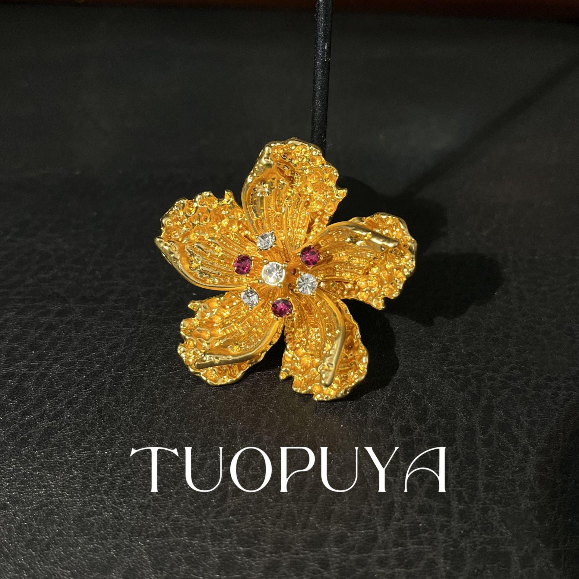 Stylish Gold-Plated Floral Alloy Brooch with Colorful Crystals