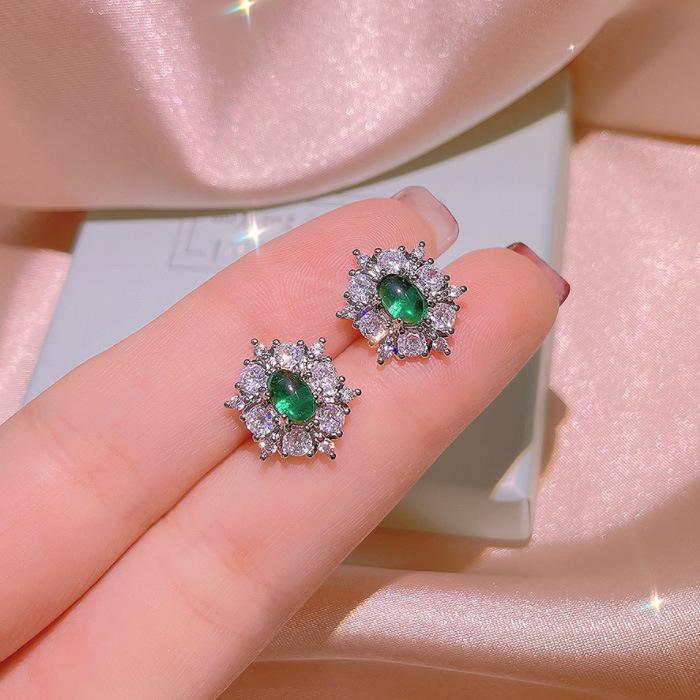 Japanese and Korean Style Baroque Emerald Full Diamond Earrings Necklace Designer Set