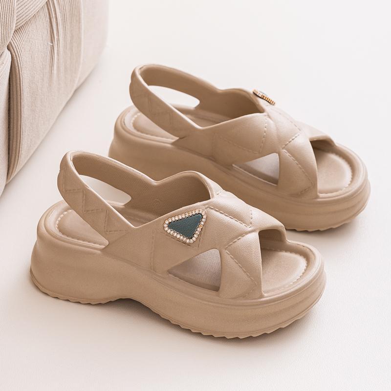 Sandals Women's Summer Outdoor Wear New Anti Slip Beach Shoes