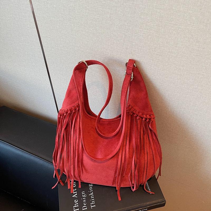 Niche Fringed Bag Women's New Fashion Casual Dumpling Bag Shoulder Messenger Bag