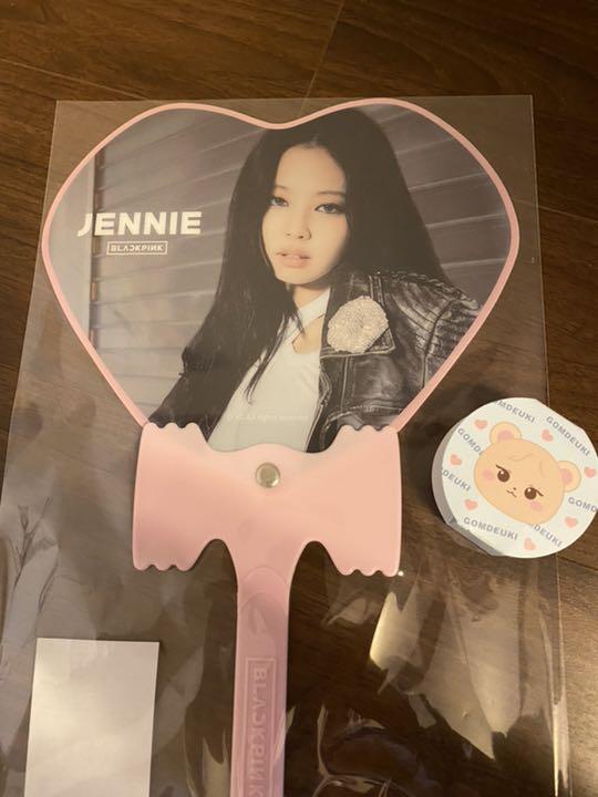 

[USED] BLACKPINK Jennie fan and masking tape.