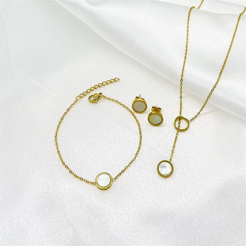 Hc Stainless Steel Hot Selling Fashion Good Price Jewelry Style  Round Luxury Necklace Three Piece Set for Everyday Wear