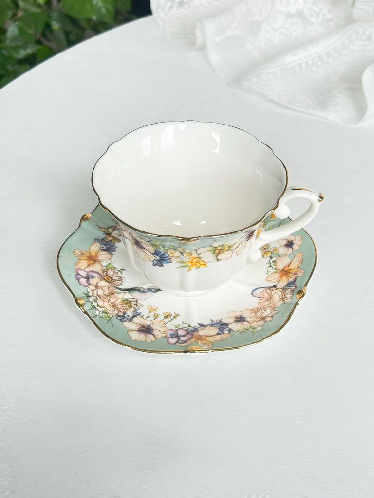 Set de ceai european Ceașcă de cafea și farfurioară Floare vintage Ceașcă și farfurioară ceramică creativă