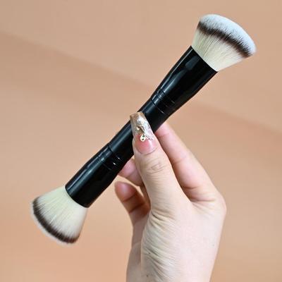 Instrumente pentru machiaj și accesorii – Pensule pentru machiaj