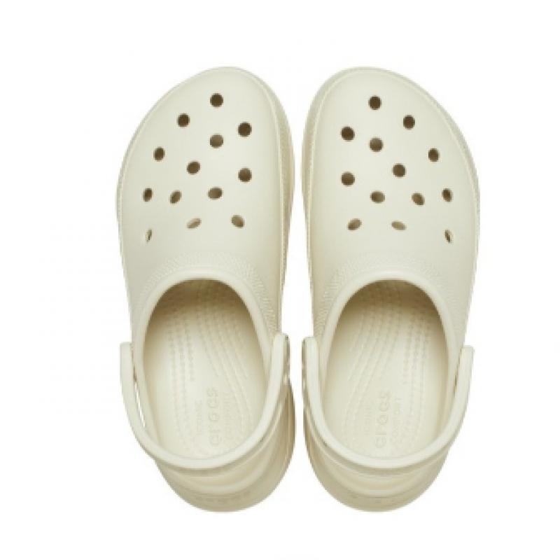 Crocs Women S Bay Clog Bone 206302 2y2
