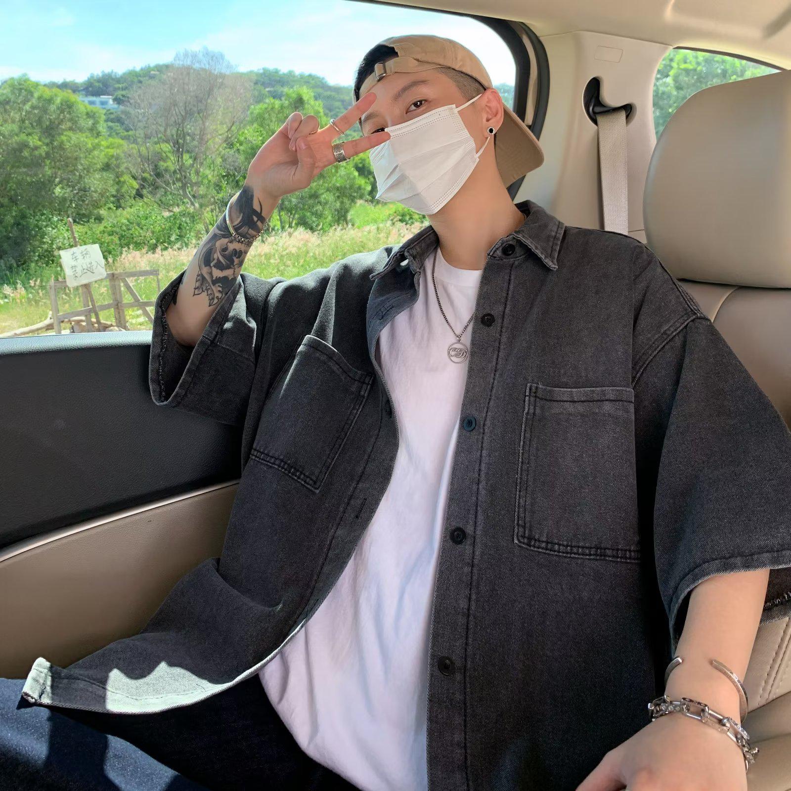 

Мужская рубашка в японском стиле из потертого денима с коротким рукавом и двойными карманами M чёрный