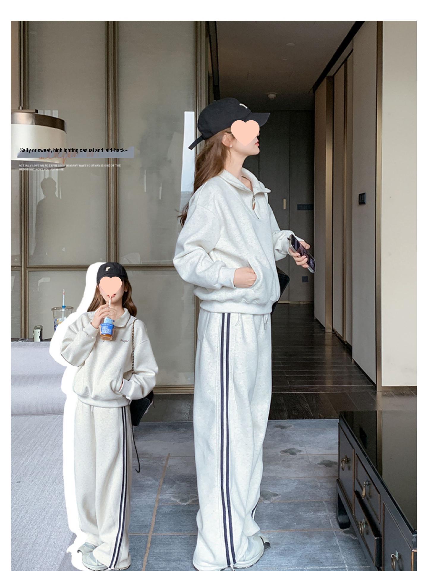 

High-End Fleece-Lined Women s Hoodie Set: European Style, Casual, Age-Reducing, Two-Piece Sportswear for Autumn/Winter. M