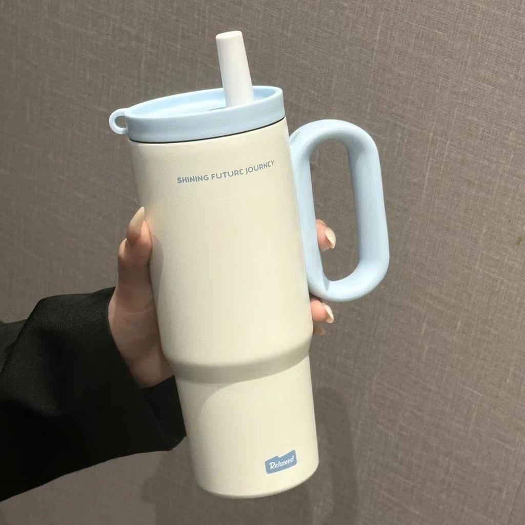 High-Capacity 316 Stainless Steel Insulated Cup with Straw